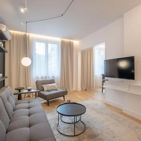 Апартаменти Top-notch Location, An Exceptionally Stylish Flat
